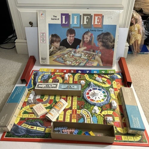Vintage 1977 Milton Bradley The Game of Life A Family Game Complete Board Game