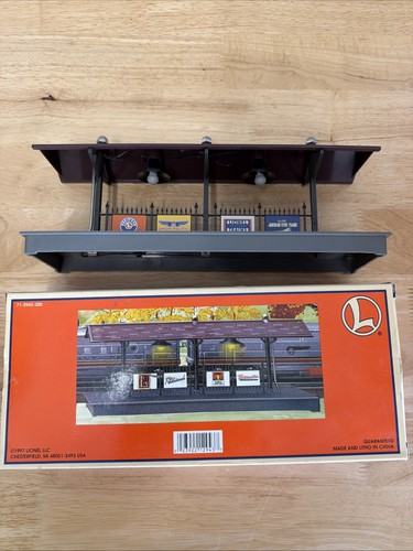 Lionel 6-12943 157 gris iluminado con plataforma de estación de techo marrón - probado funciona | Zustand: Used