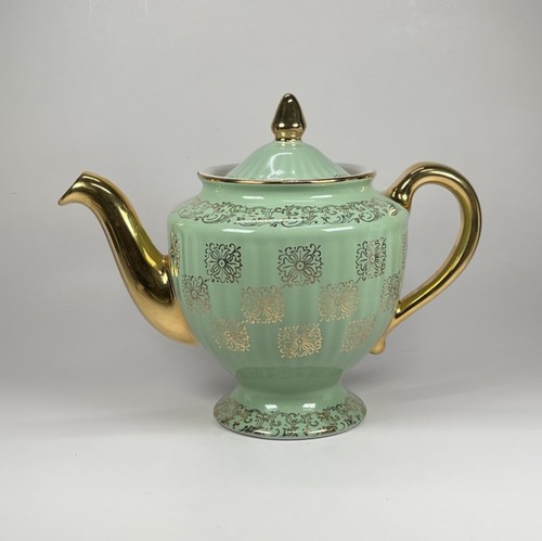 Vintage Hall Mint Green & Heavy Gold Gilt Teapot 6 Cup