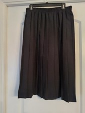 Vtge Requirements Classic Black Pleated Skirt Elastic Waist Below Knee Length