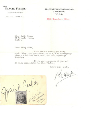 GRACIE FIELDS - signierte Albumseite, Brief & gedrucktes Foto - MUSIK - SÄNGER