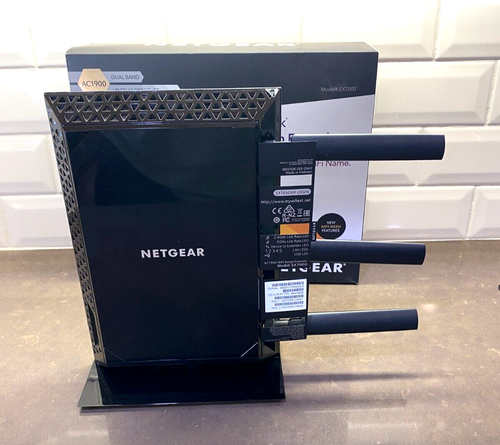 Netgear Nighthawk 1900 Mbps 5-Port Gigabit Wireless AC Router (EX7000-100NAS) - Picture 5 of 11