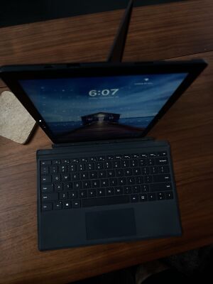 Microsoft Surface Pro 7 12.3 inch (256GB, Intel Core i5 10th Gen