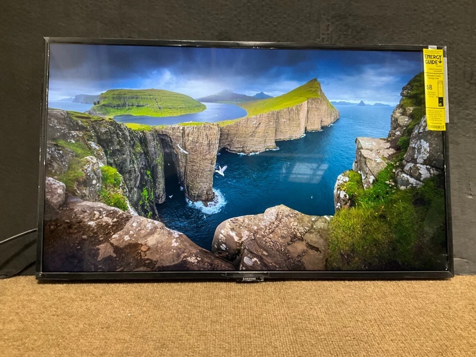 Samsung NJ690WF 32" LED LCD Hospitality TV 720p HG32NJ690WFXZA ✅❤️️✅ - Image 3 of 4