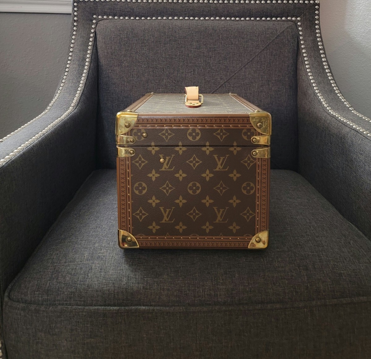 Louis Vuitton Monogram Canvas Cosmetic Case Trunk with Mirror