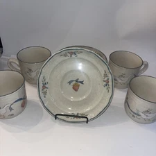 8 Pieces Vintage International China Marmalade Set of 4 Cups & Saucers