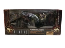 McFarlane Toys Movie Maniacs 6 Alien Queen Deluxe Action Figure
