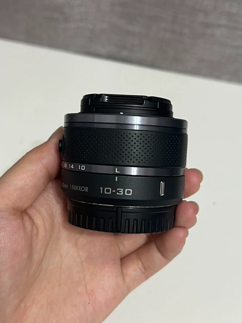 Nikon 1 nikkor 10-30mm f/3.5-5.6 Camera Lens for Nikon J1 J2 J3 J4