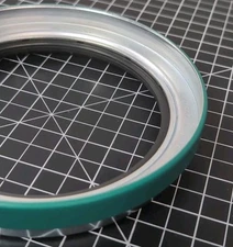 47697 Wheel Seal SKF Replaces 370003A Brand New Free Shipping Bulk Discounts