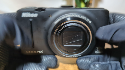 【ジャンク品】ニコン　coolpix s9300 Excellent Nikon COOLPIX S9300 16.0MP Digital Camera 18x Optica