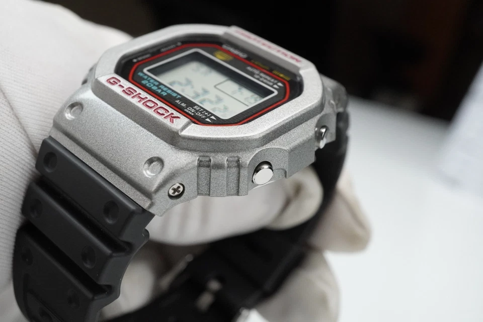 Casio G-SHOCK DW-5000R-1AJF, Rare Silver and Red Casio Bezel, JDM Import, MINT! - Image 3 of 4