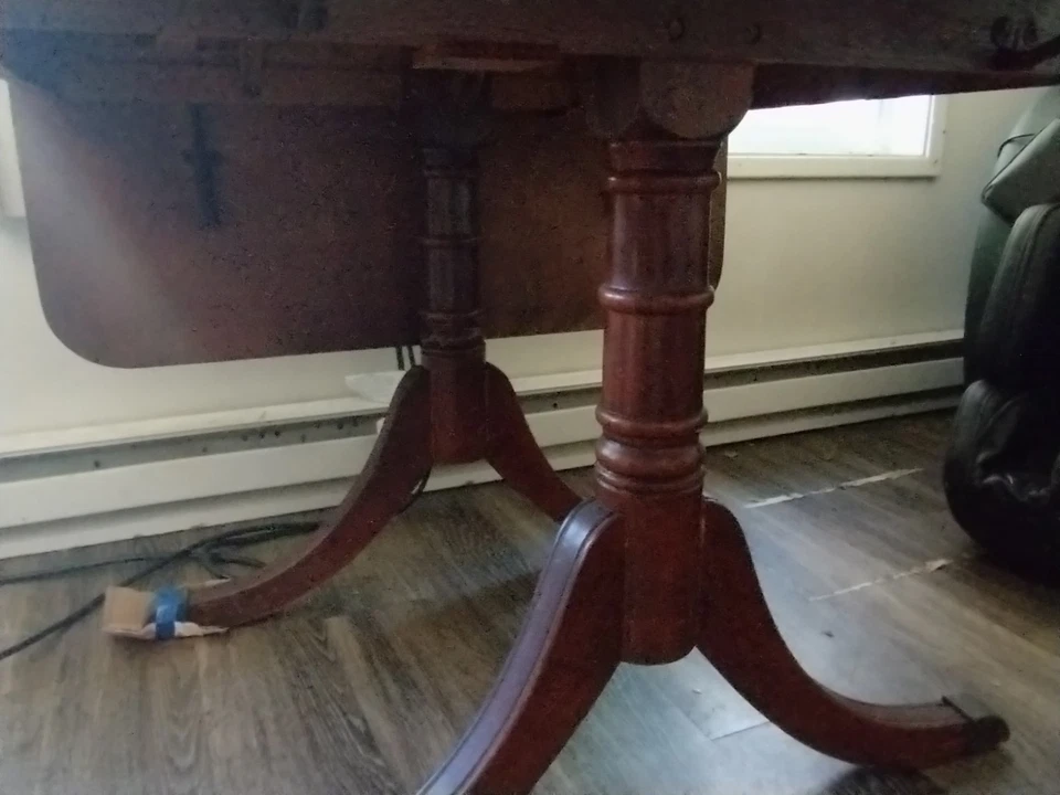 Duncan Phyfe, Mesa Marrón Antigua, Buen Estado, Adición Plomo Funciona perfectamente Foto 2 de 4