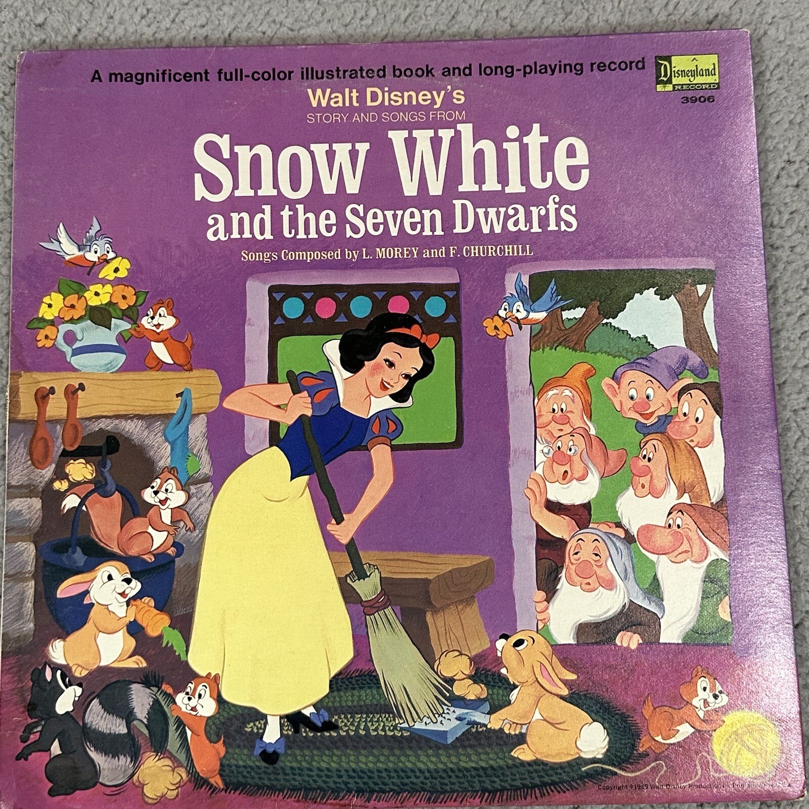Walt Disney Snow White And The Seven Dwarfs DISNEYLAND  3906 Vinyl Record