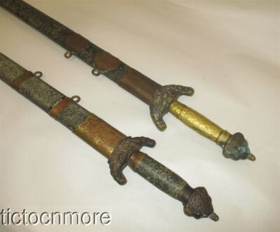 OLD CHINESE BOXER REBELLION PERIOD SHUANGJIAN PAIRED SHORTSWORDS TWIN DAGGERS