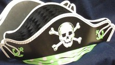 Halloween vintage Beistle honeycomb skull  crossbones pirate hat excellent find