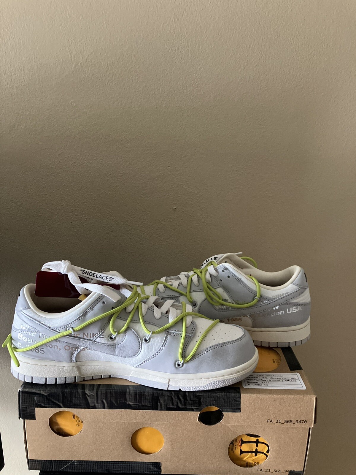 OFF WHITE X NIKE Taglia 10.5 Nike x Off White Dunk Low 'Lotto 08 di 50' Vela Grigio Neutro ...