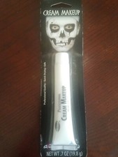 Cream Makeup For Halloween