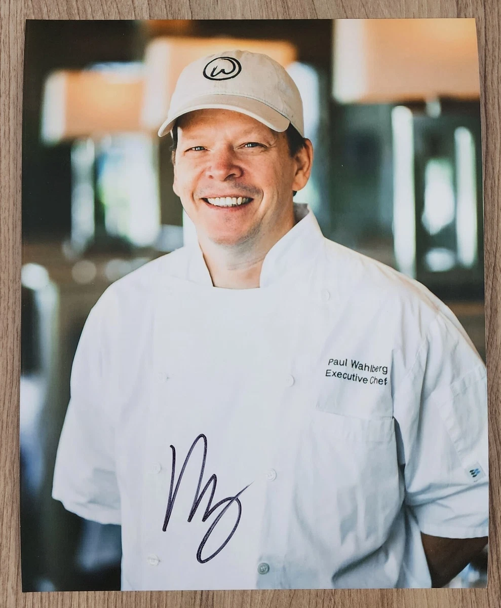 Paul Wahlberg Signed 8x10 Photo Wahlburgers Chef TV Show Alma Nove Legend  RAD | eBay
