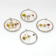 4PCS Silver Tone Dry Pressed Flower Resin Round 30mm Charm Pendant GYX10
