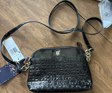 Tommy Hilfiger Black Patent Monogram Small Cr...