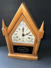 Vtg. Cathedral Twin Steeple Wood Mantle Clock Glass Front Battery 13.5” Cottage