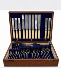 Cooper Bros Silver Plate Old English Part Canteen Cutlery Knives Forks Spoon Oak