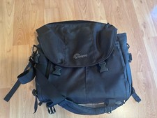Lowepro Stealth Reporter 600 AW Camera Should...