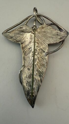 The Noble Collection Lord of the Rings Fellowship The Elven Brooch Leaf - Picture 17 of 18