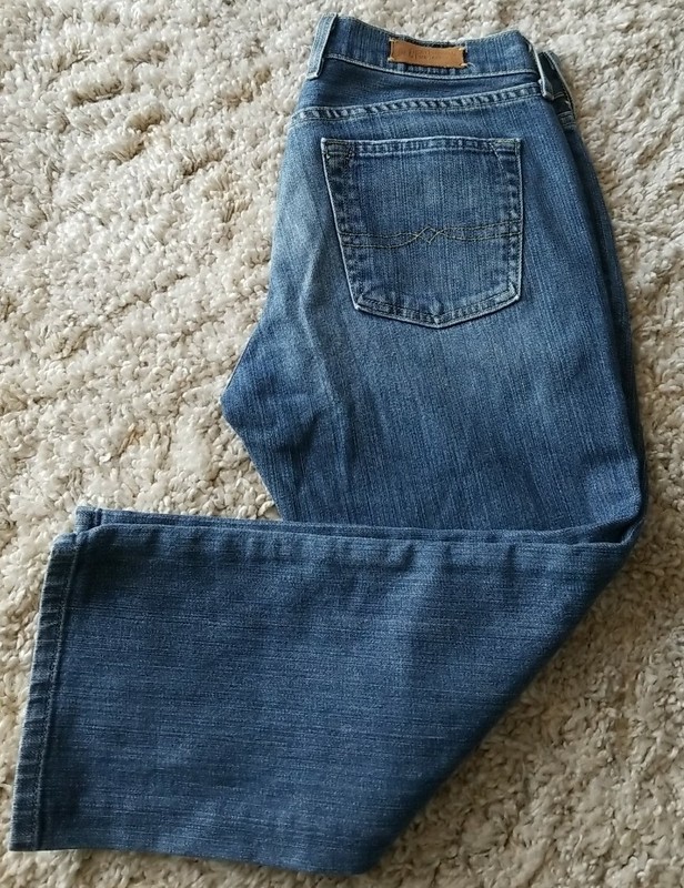 Lucky Brand Women’s Classic Rider Crop Stretch Jeans 8.5” Rise  Size 6/28