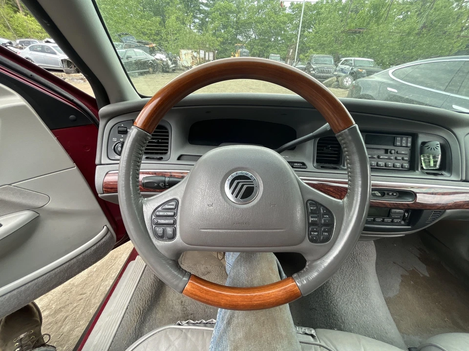 Conjunto de transmisión. Grand Marquis 01 02 automático 70 k millas Foto 4 de 4