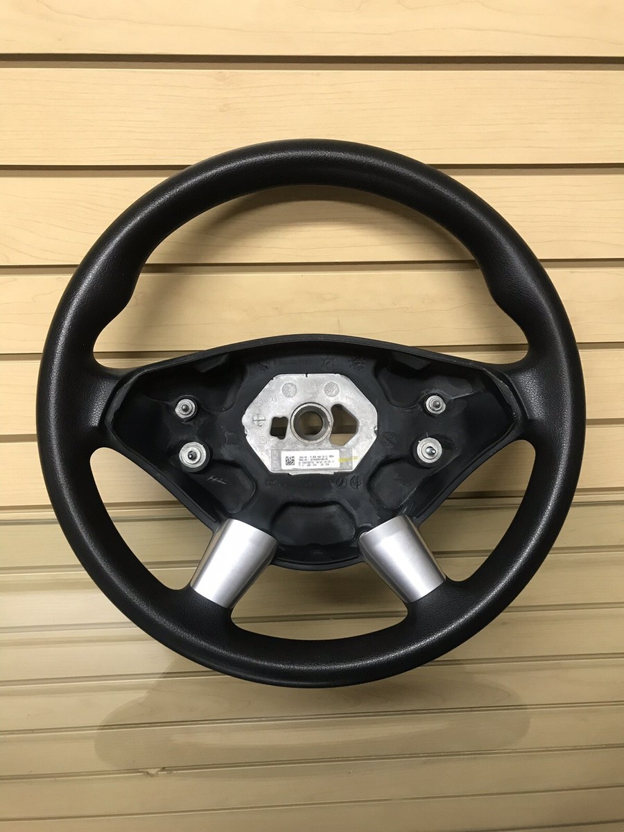 2014-2018 Mercedes-Benz Sprinter Dodge Steering Wheel