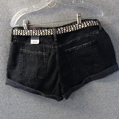 No Boundaries Jean Shorts Womens 11 Black Dark Wash Denim Cuffed Belted Low Rise - Picture 3 of 17