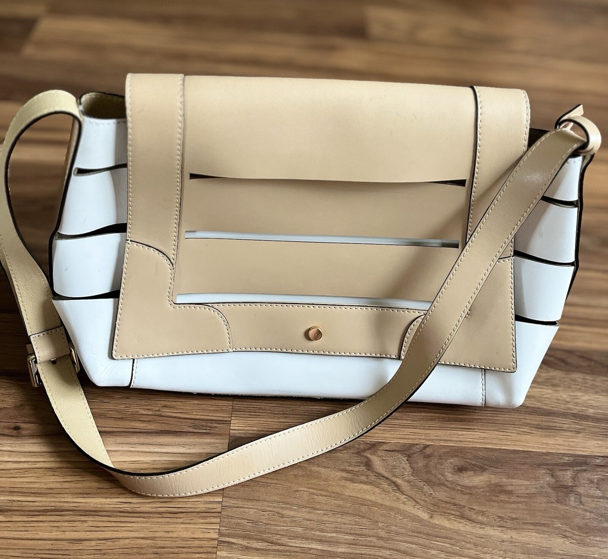 BELLUCCI Italian Leather Caged Tote Removable pouch is Not