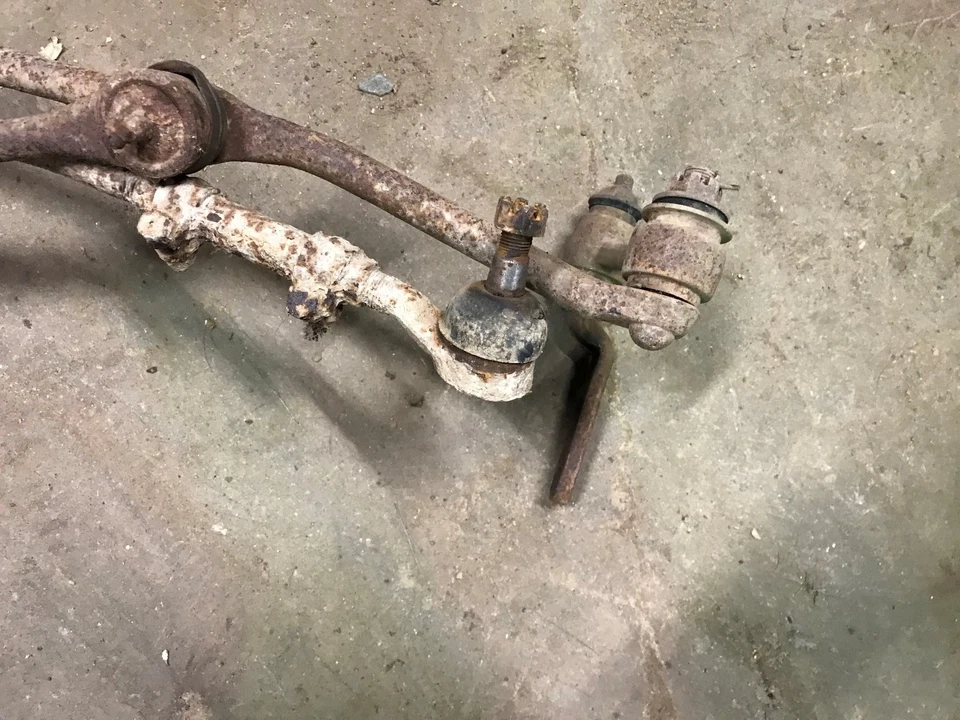 Ford Galaxie 1966, sector de dirección Custom 500, enlace de arrastre, brazo Itler Foto 2 de 4