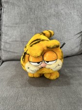 Vintage Garfield Plush 9  Fun Farm Stuffed Animal 1981 Orange