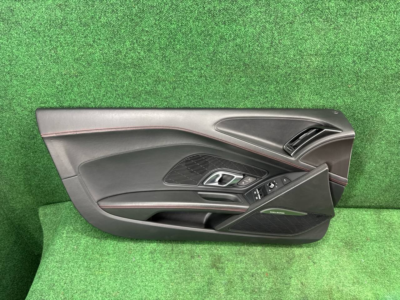 🛑  2017-2023 Audi R8 4S Front Left Door Panel Black Leather Red Stitch OEM