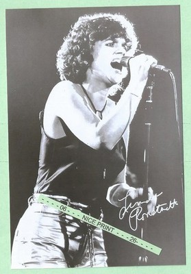 Found PHOTO of Beautiful Singer LINDA RONSTADT Legendary Voice and Performer
