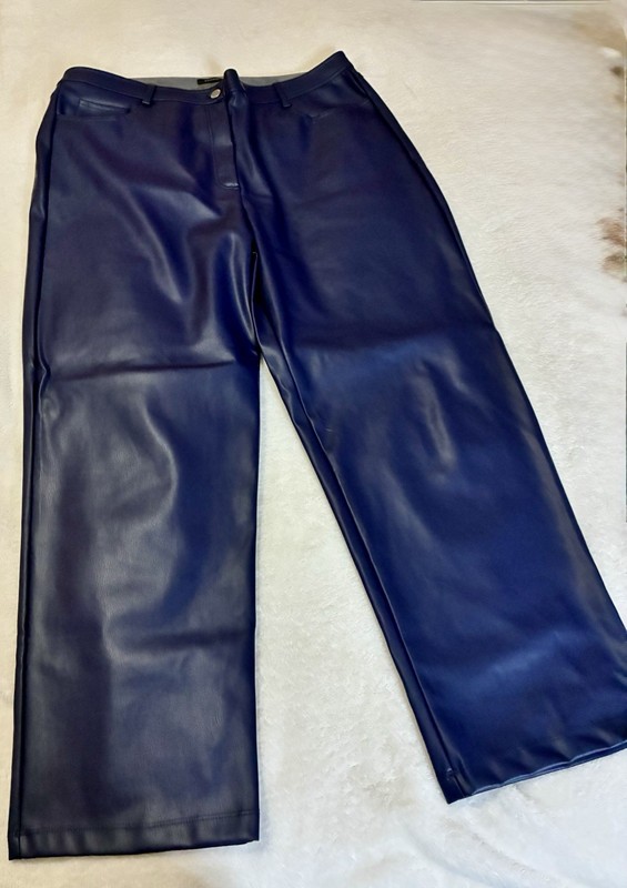 Halogen 5 Pocket Faux Leather Navy Blue Pants Vegan Women’s 16 Originally $130  