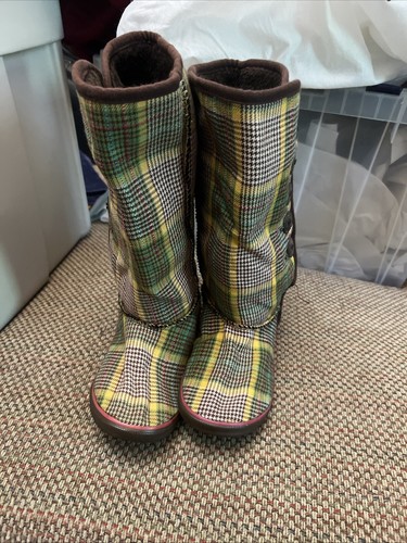 Sugar Boots Fabric Women Sz 7 Mid Calf Plaid - Picture 1 of 12