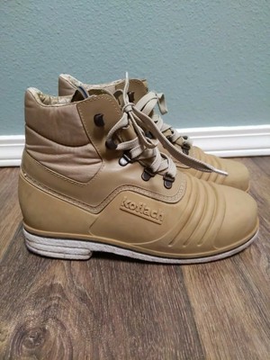 simms wading sneakers