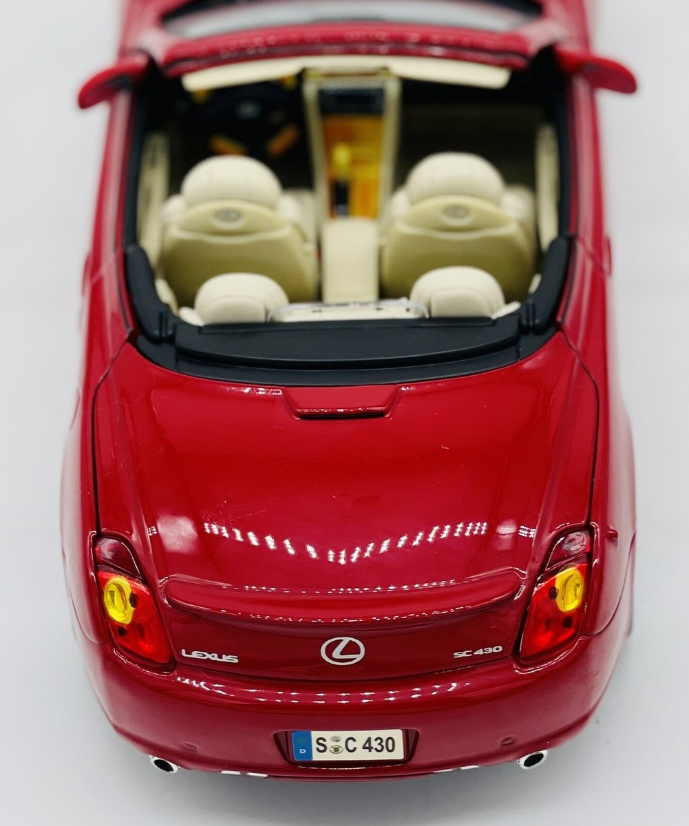 マイスト　LEXUS SC430 Maisto Lexus SC 430 Red Convertible Die-Cast Car 1:18 Scale