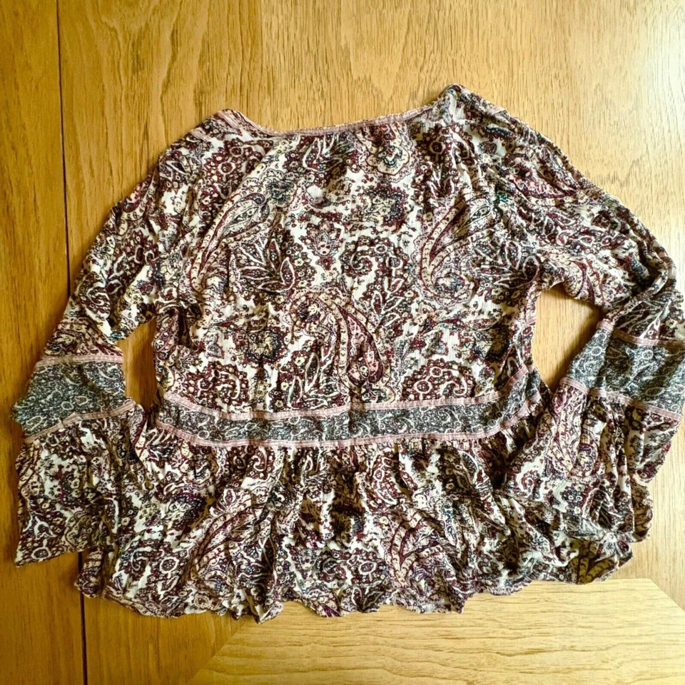 AEO AMERICAN EAGLE Peplum Top Paisley Print Bell Sleeve Peasant Blouse Boho MED - Image 4 of 4