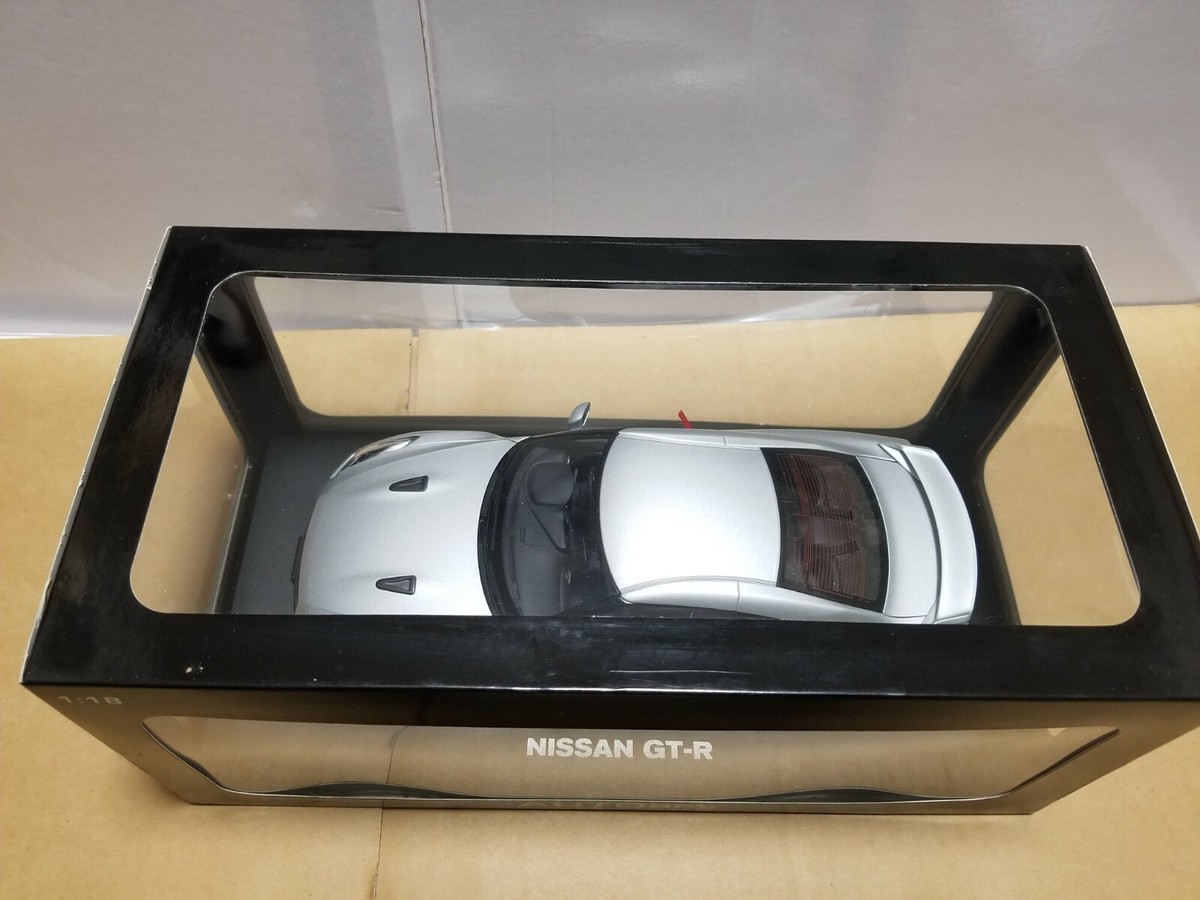 Autoart 77386 NISSAN GT-R R35 SILVER 1/18 | eBay