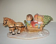 1984 Byron Mold Christmas Horse Drawn Sleigh, Children, Painted Music Box