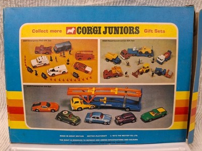 Corgi リミテッドエディション ミニカーセット Rare! 1973 CORGI JUNIORS #3028 RACE TRACK SPECIAL GIFT SET, SCARCE