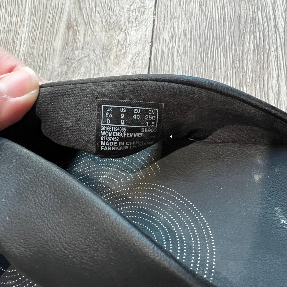 Clarks Cloudsteppers Womens Black Wedge Flip Flop Sandals Size 9 - Image 4 of 4