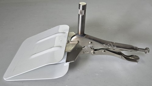 Matthews Quacker Clamp with 5/8" Baby Pins Vise Grip