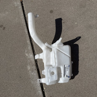 #ad DP5Z 17618 A Ford Washer Fluid Reservoir $50.00