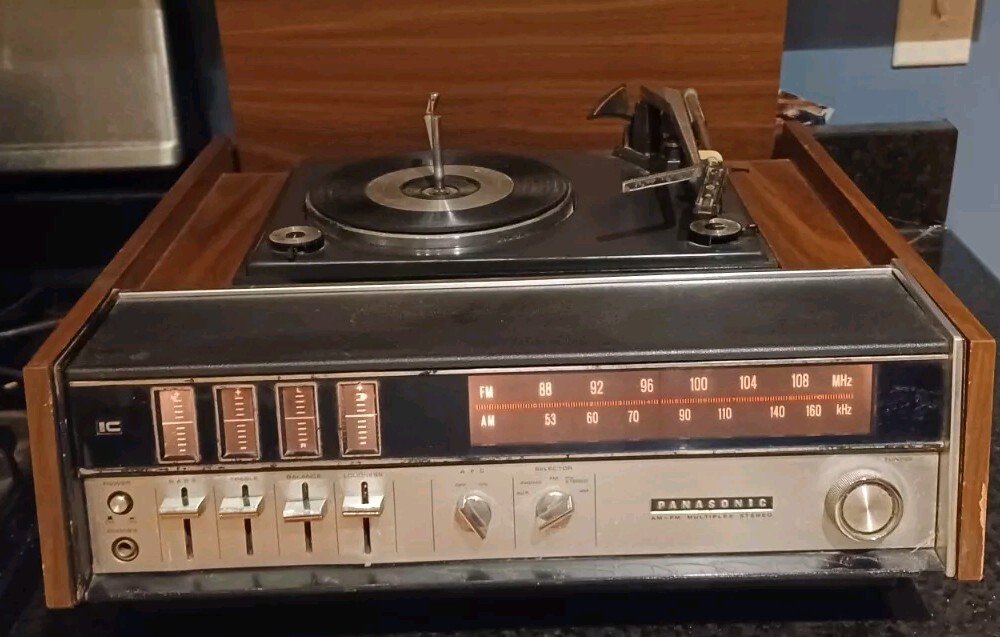 Panasonic SE-1099 SD-109 Turntable Vinyl Record Player Radio Stereo Japan Vintag