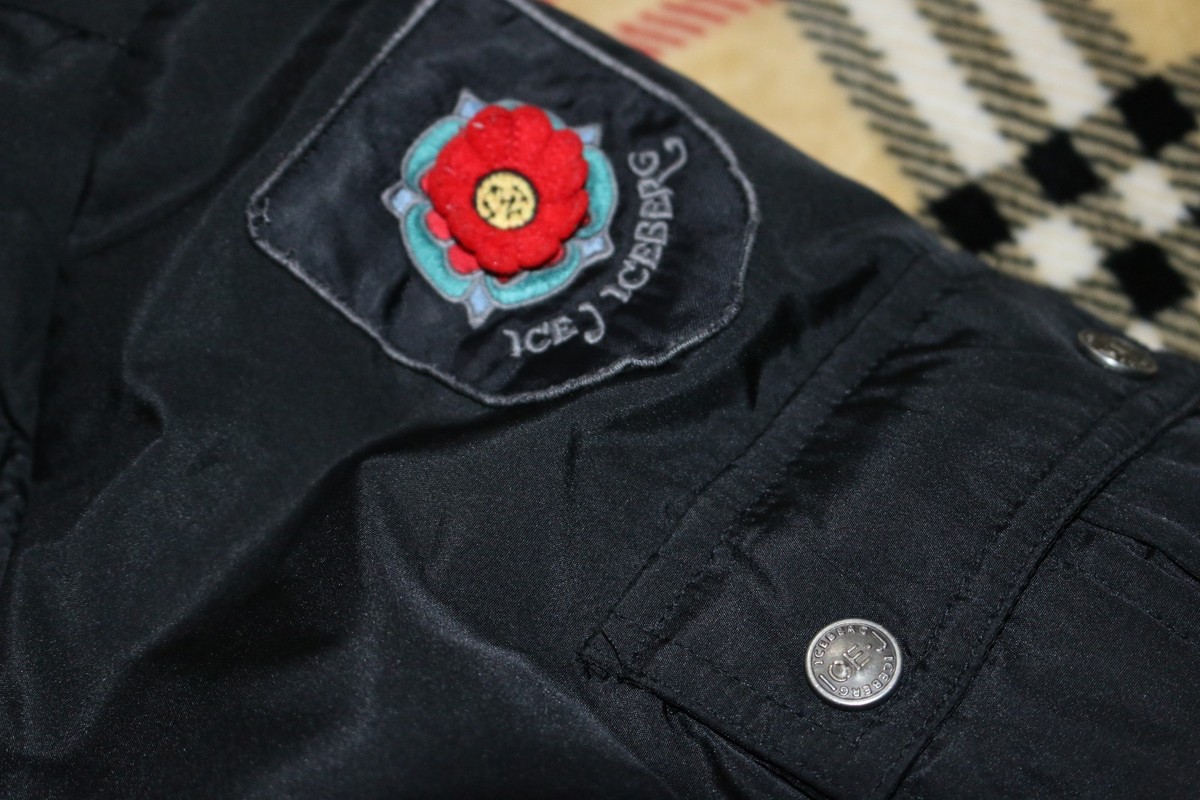美品 イタリア製 ICEBERG 中綿 ベスト GILMAR ロゴジッパー ICEBERG ICE J sz M DOWN jacket PUFFER GILMAR ZIP BOMBER